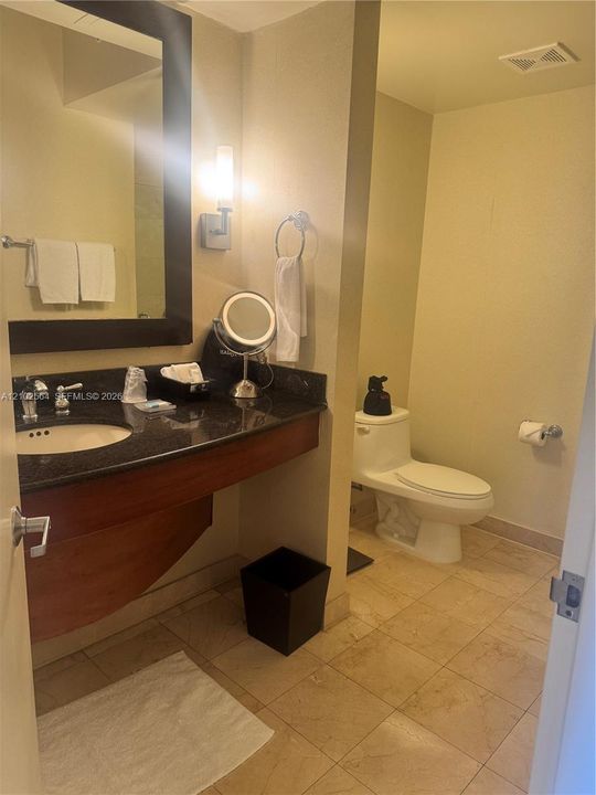 En Venta: $260,000 (0 camas, 1 baños, 551 Pies cuadrados)