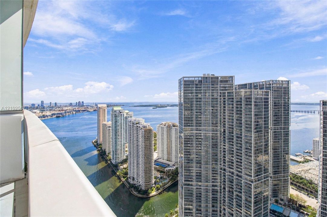 На продажу: $3,400,000 (3 спален, 4 ванн, 3362 Квадратных фут)