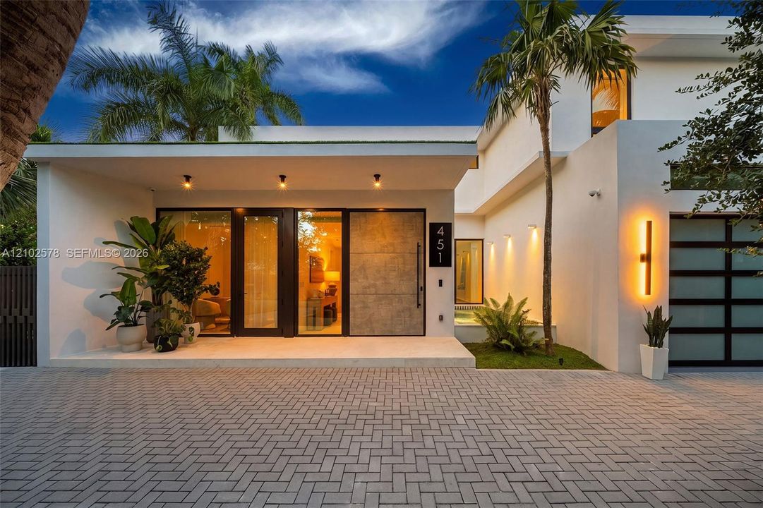 На продажу: $7,200,000 (6 спален, 5 ванн, 5034 Квадратных фут)