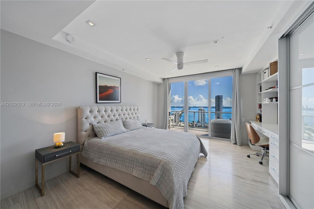 На продажу: $2,899,999 (3 спален, 4 ванн, 2928 Квадратных фут)