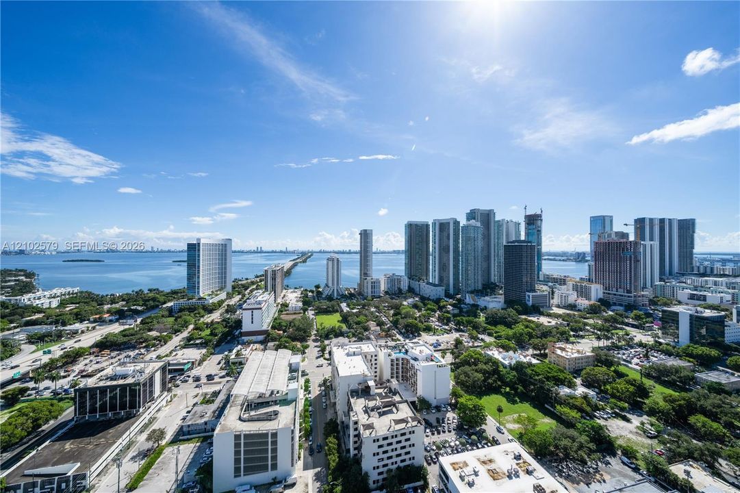 На продажу: $2,899,999 (3 спален, 4 ванн, 2928 Квадратных фут)