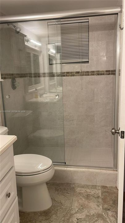 В аренду: $2,300 (2 спален, 2 ванн, 1190 Квадратных фут)