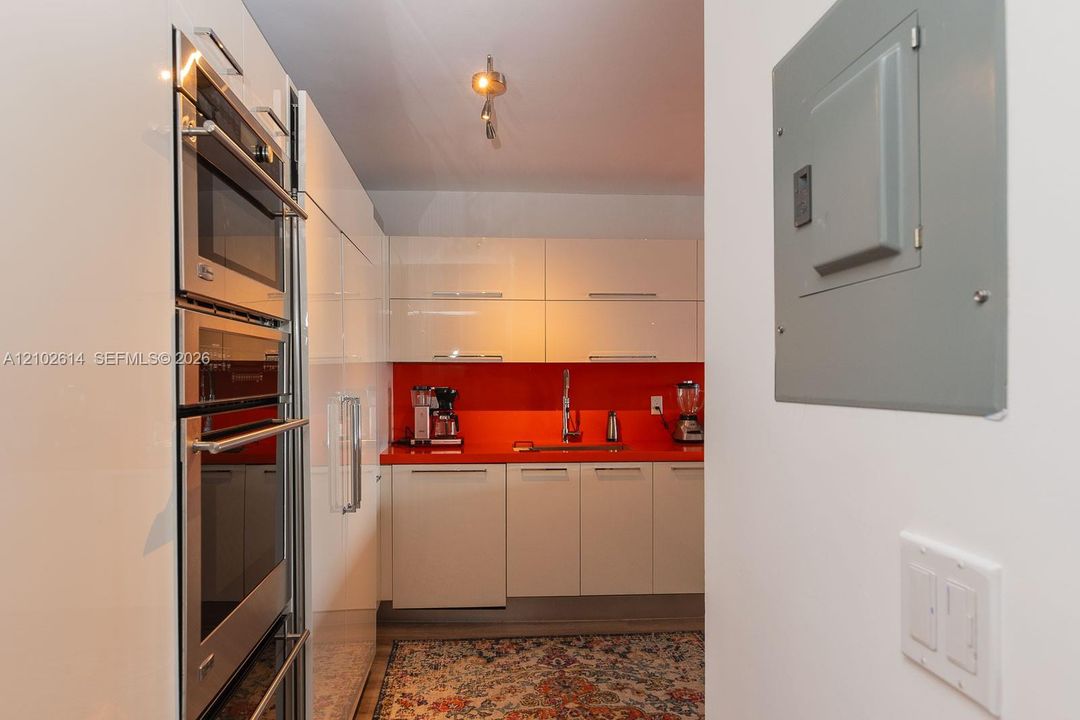В аренду: $4,000 (2 спален, 2 ванн, 1520 Квадратных фут)
