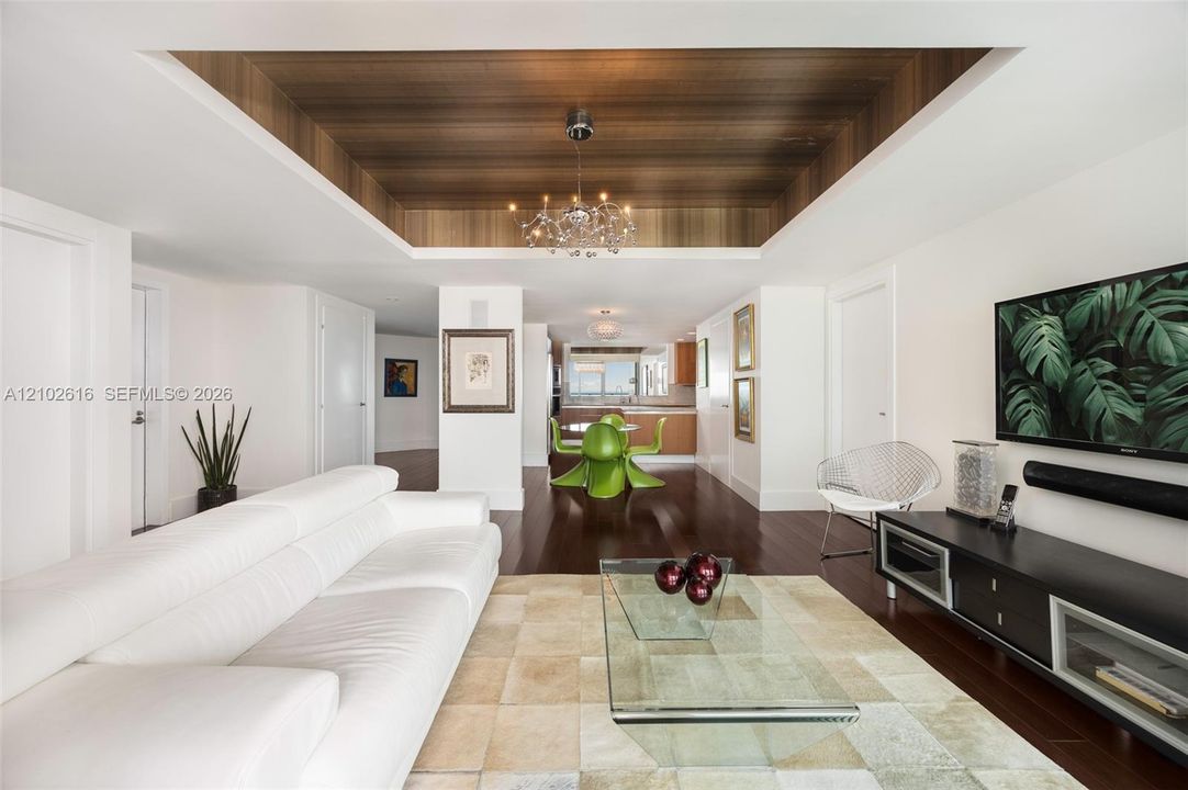 For Sale: $5,300,000 (3 beds, 3 baths, 2640 Square Feet)
