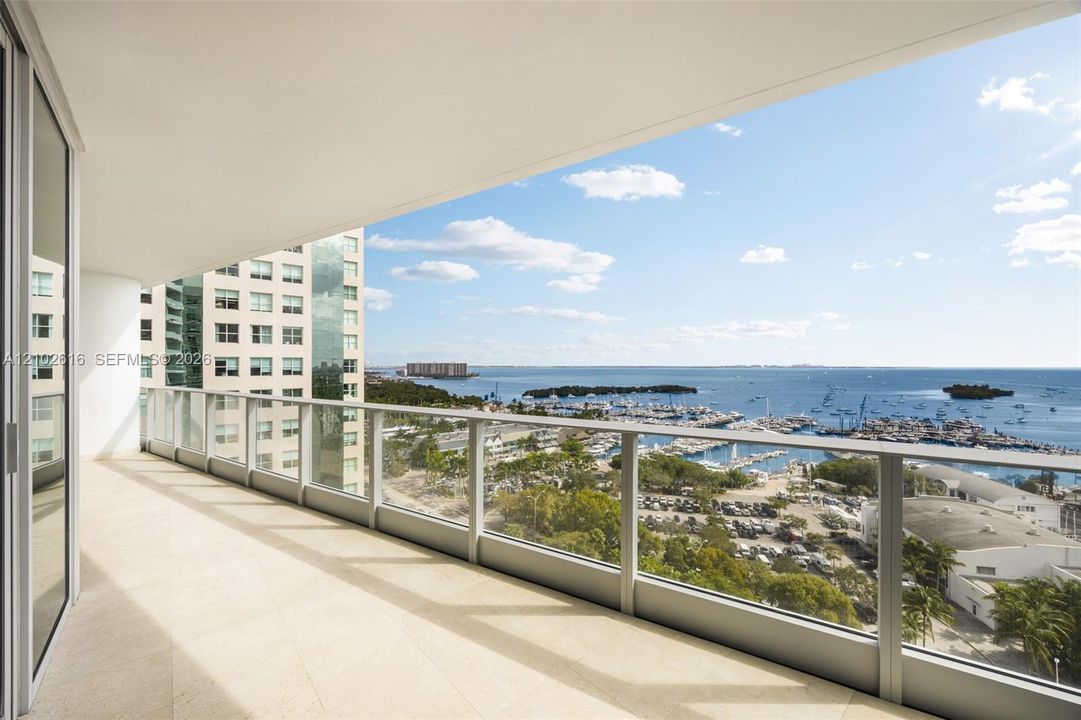 For Sale: $5,300,000 (3 beds, 3 baths, 2640 Square Feet)