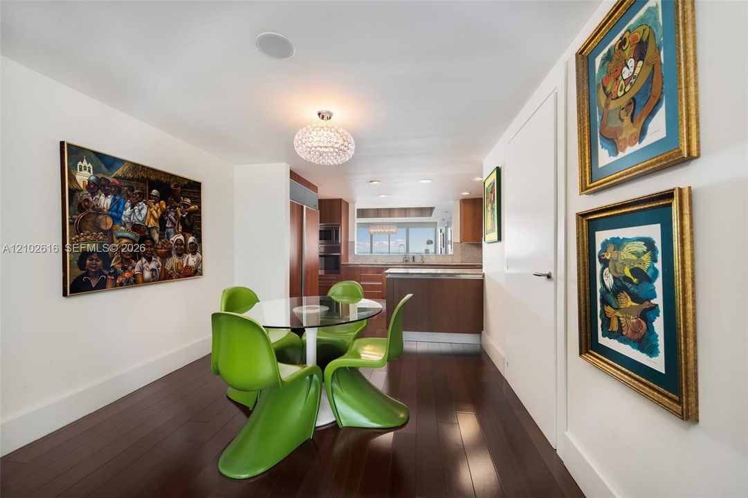 For Sale: $5,300,000 (3 beds, 3 baths, 2640 Square Feet)