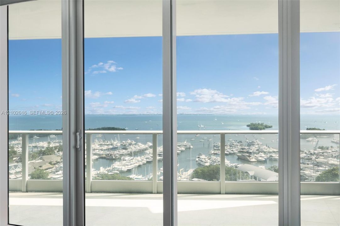 For Sale: $5,300,000 (3 beds, 3 baths, 2640 Square Feet)