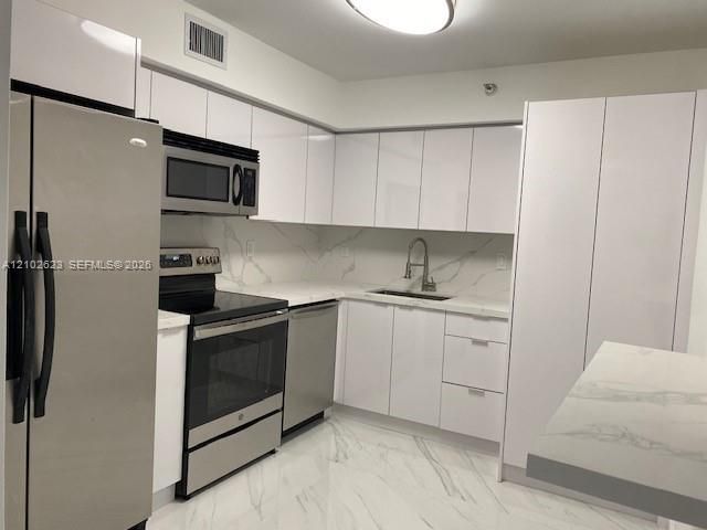 В аренду: $3,850 (2 спален, 2 ванн, 1091 Квадратных фут)