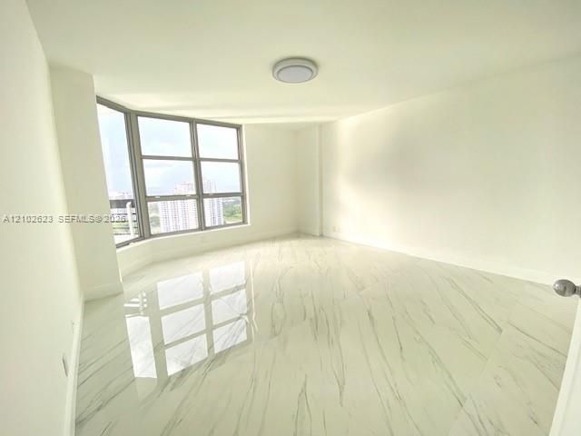 В аренду: $3,850 (2 спален, 2 ванн, 1091 Квадратных фут)
