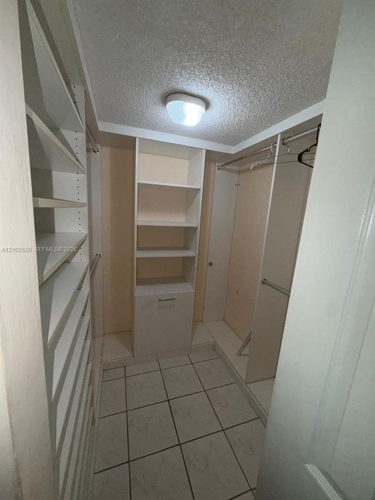 En Renta: $1,800 (1 camas, 1 baños, 725 Pies cuadrados)