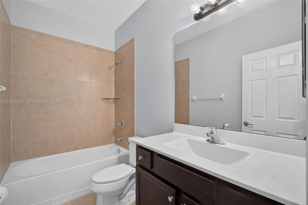 For Sale: $370,000 (3 beds, 2 baths, 1705 Square Feet)