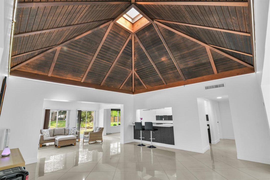5707 White Hickory Cir, Tamarac -70