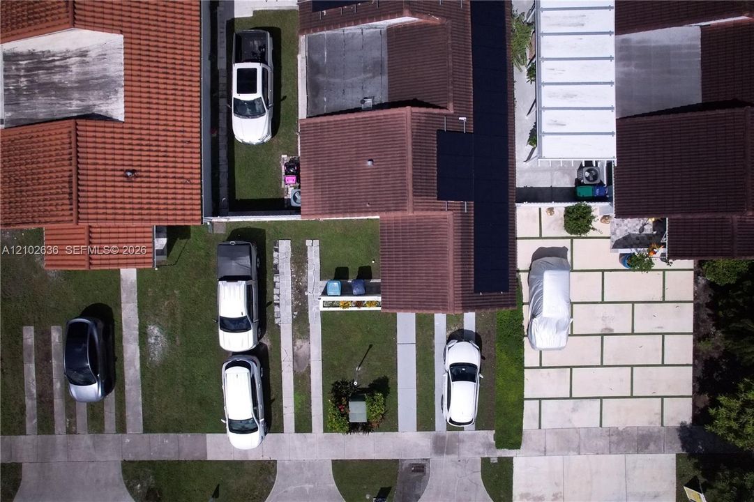 En Venta: $789,900 (5 camas, 3 baños, 1672 Pies cuadrados)