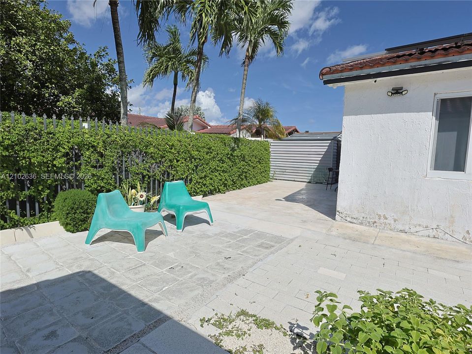 En Venta: $789,900 (5 camas, 3 baños, 1672 Pies cuadrados)