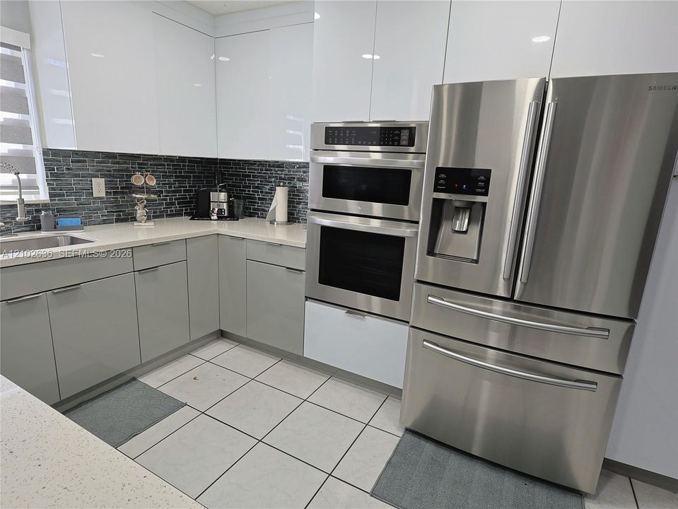 En Venta: $789,900 (5 camas, 3 baños, 1672 Pies cuadrados)