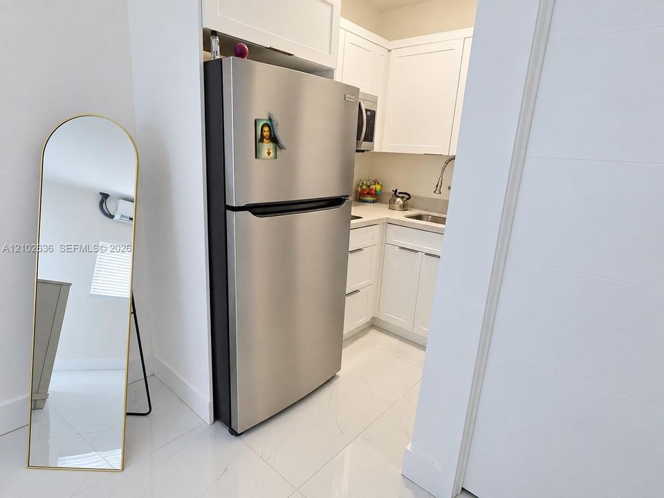 En Venta: $789,900 (5 camas, 3 baños, 1672 Pies cuadrados)