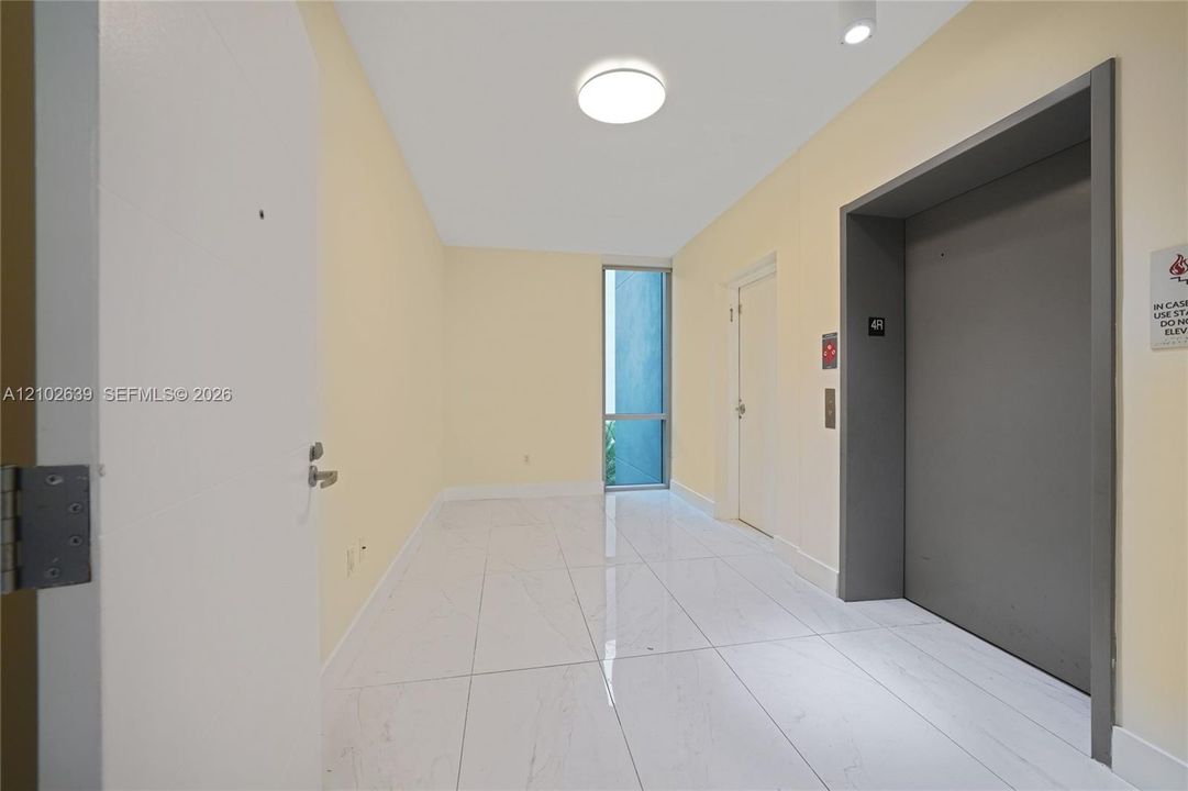 На продажу: $799,900 (3 спален, 3 ванн, 1557 Квадратных фут)