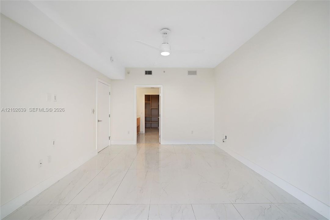 На продажу: $799,900 (3 спален, 3 ванн, 1557 Квадратных фут)