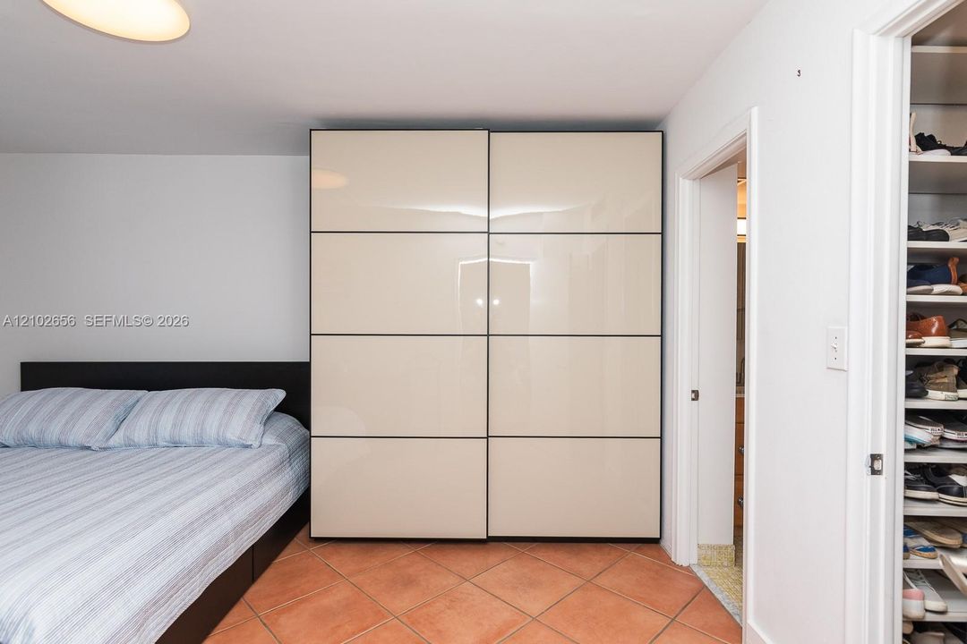На продажу: $365,000 (1 спален, 1 ванн, 890 Квадратных фут)