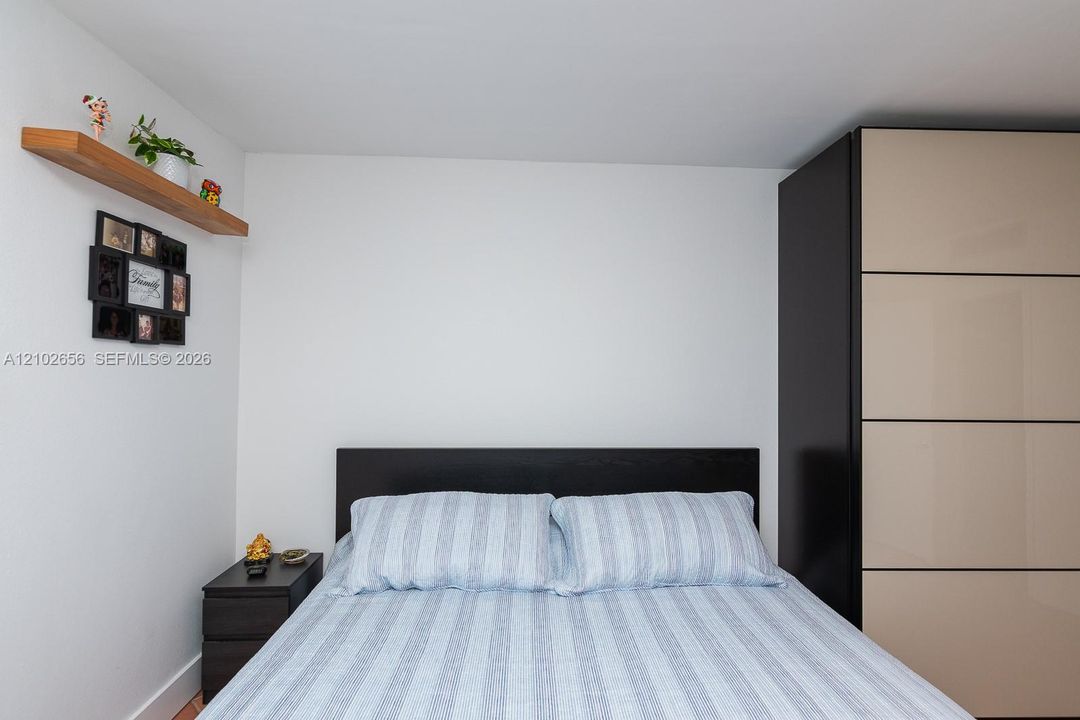 На продажу: $365,000 (1 спален, 1 ванн, 890 Квадратных фут)