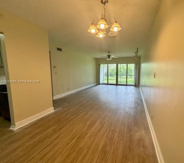 En Venta: $190,000 (2 camas, 2 baños, 1050 Pies cuadrados)