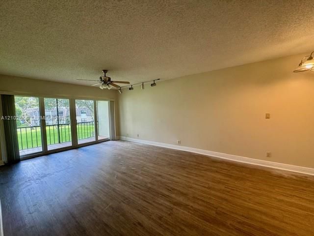 En Venta: $190,000 (2 camas, 2 baños, 1050 Pies cuadrados)