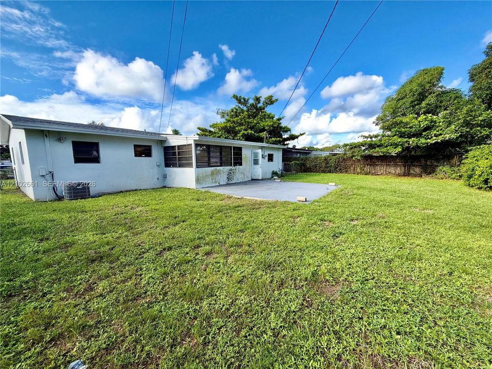 For Rent: $3,300 (3 beds, 2 baths, 1588 Square Feet)