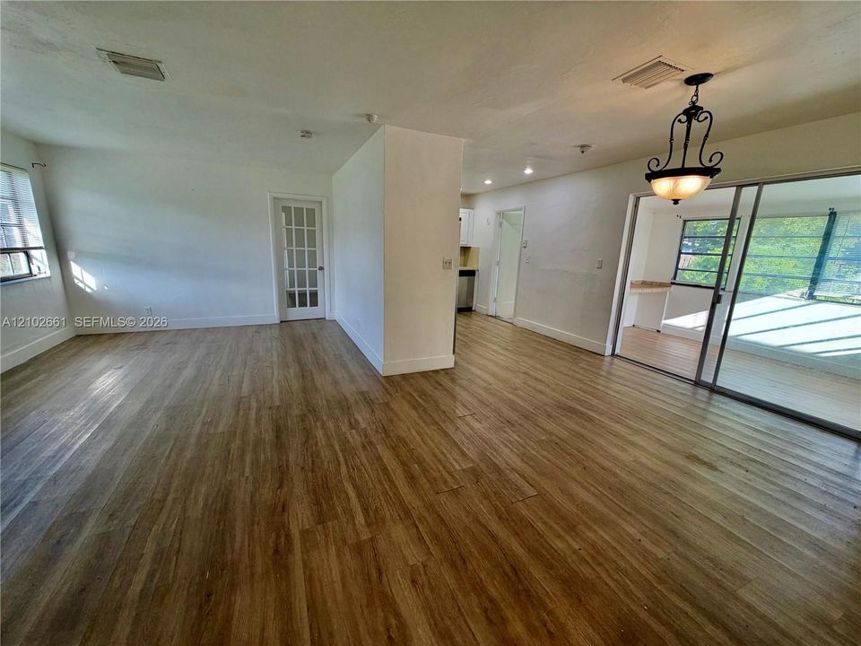 For Rent: $3,300 (3 beds, 2 baths, 1588 Square Feet)