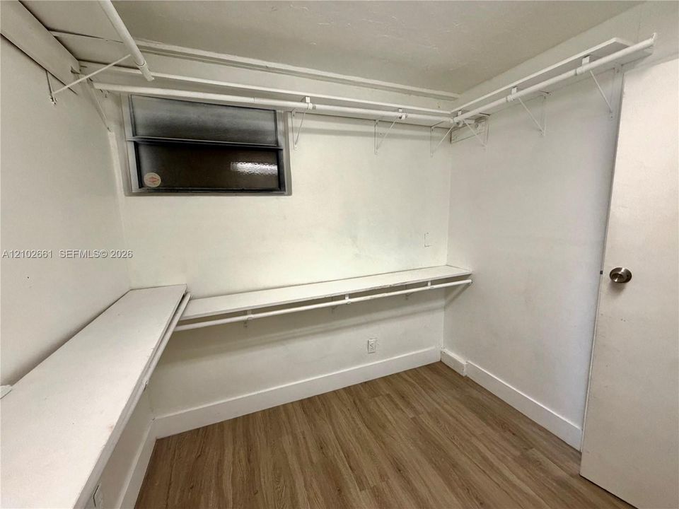 For Rent: $3,300 (3 beds, 2 baths, 1588 Square Feet)