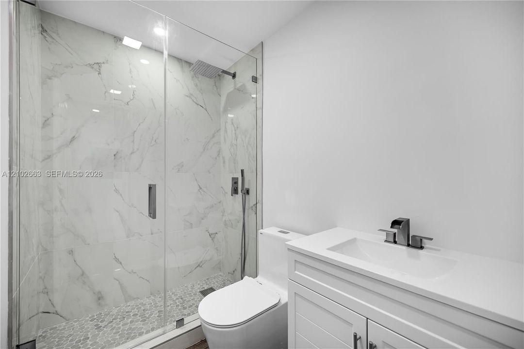В аренду: $4,200 (2 спален, 1 ванн, 1496 Квадратных фут)