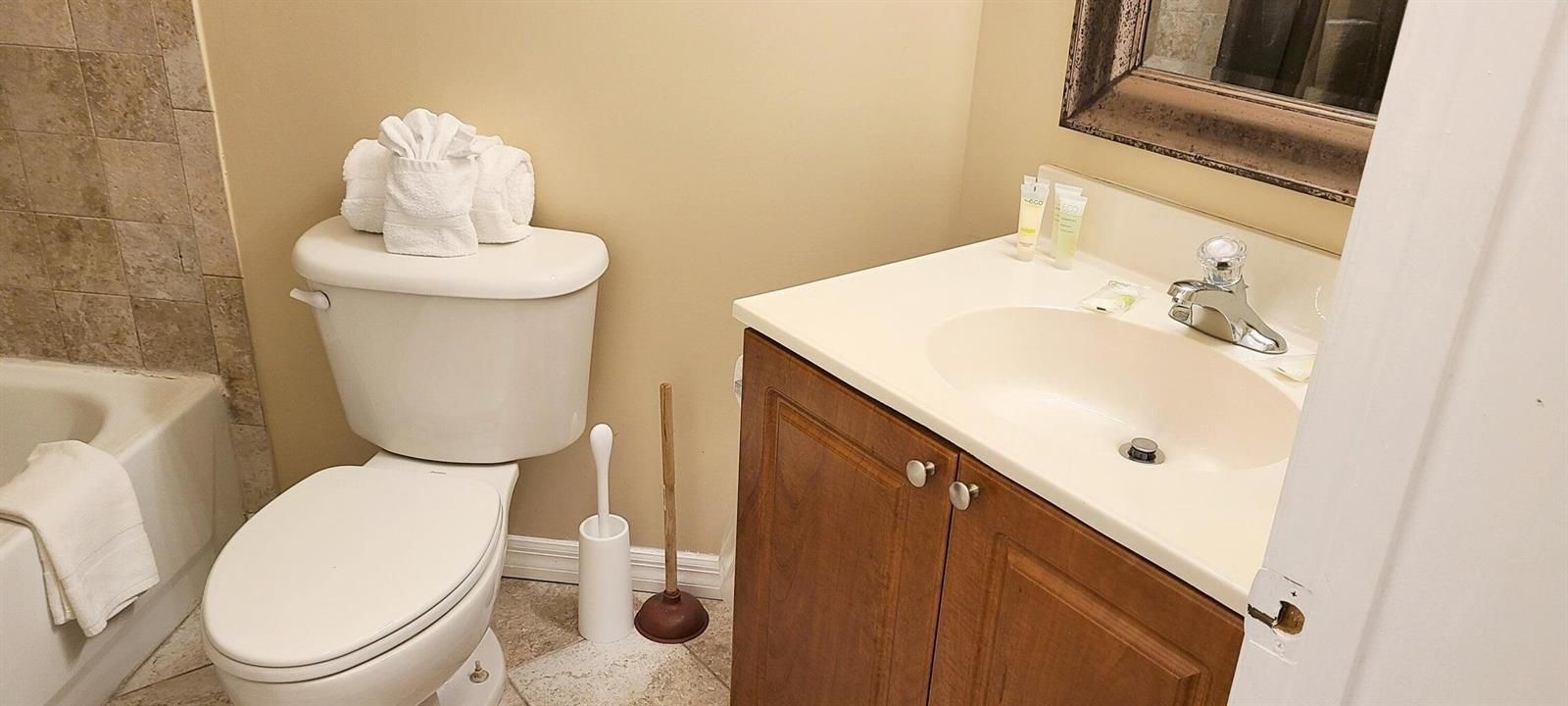 Bathroom2
