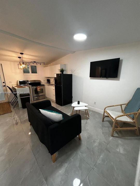 En Renta: $1,575 (1 camas, 1 baños, 1353 Pies cuadrados)