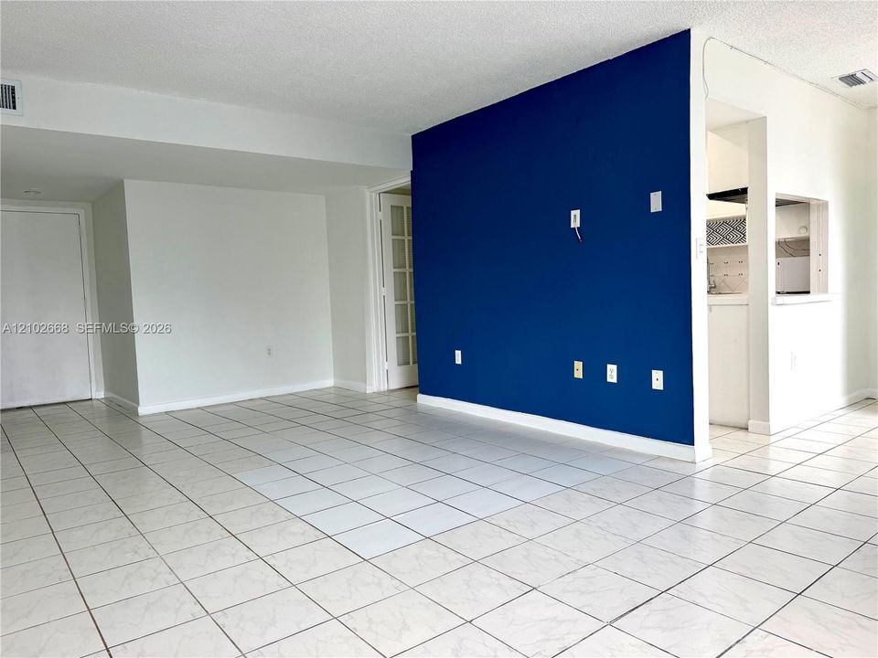 В аренду: $2,800 (2 спален, 2 ванн, 1112 Квадратных фут)