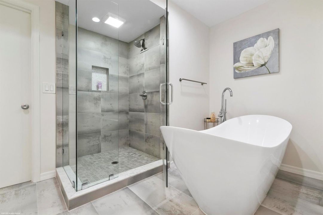 13477 Fountain View Blvd 019