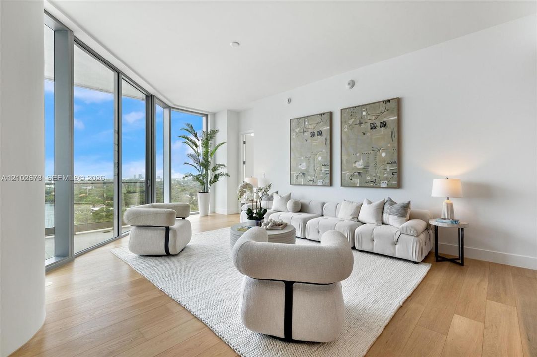 For Rent: $18,500 (3 beds, 3 baths, 1946 Square Feet)