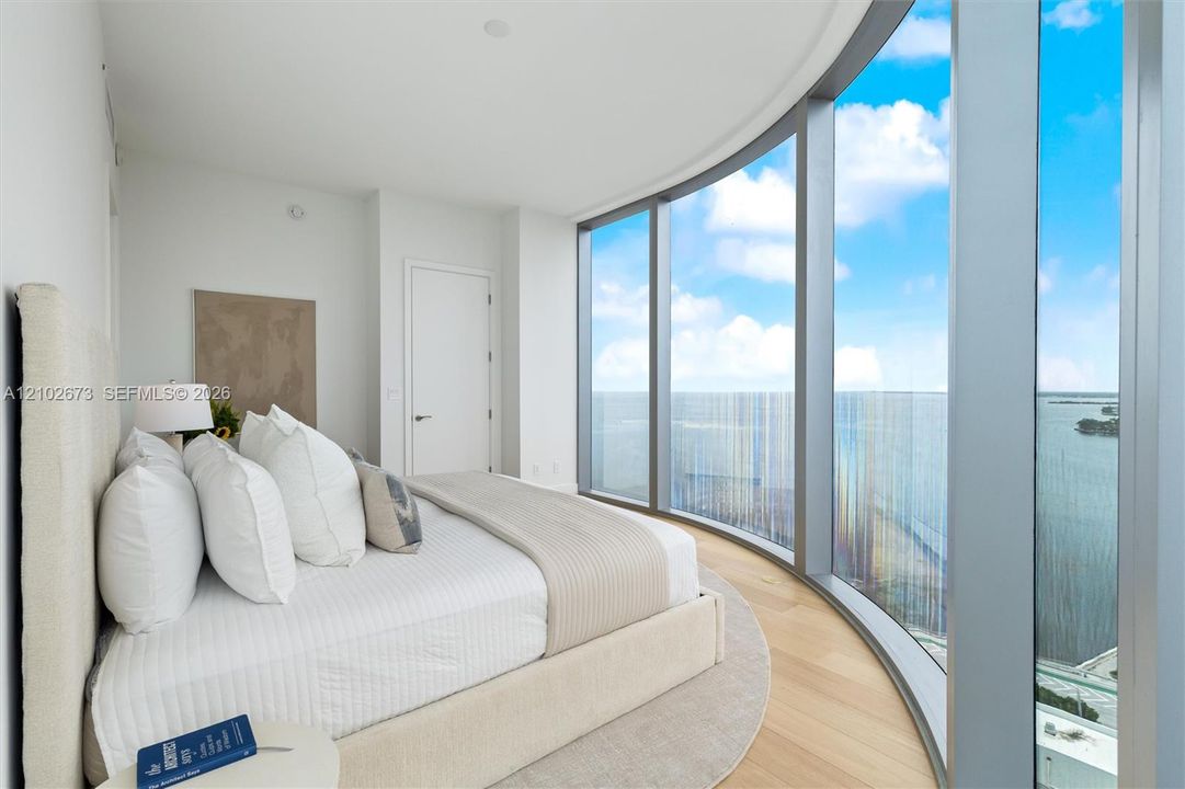 For Rent: $18,500 (3 beds, 3 baths, 1946 Square Feet)