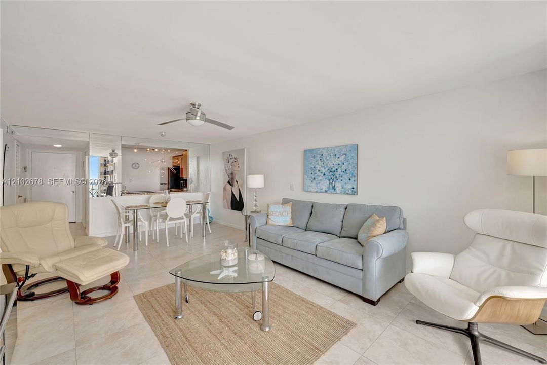 En Venta: $299,900 (1 camas, 1 baños, 777 Pies cuadrados)