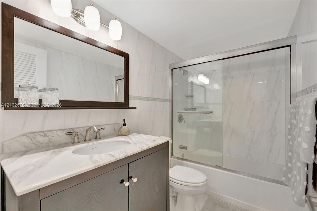 En Venta: $299,900 (1 camas, 1 baños, 777 Pies cuadrados)