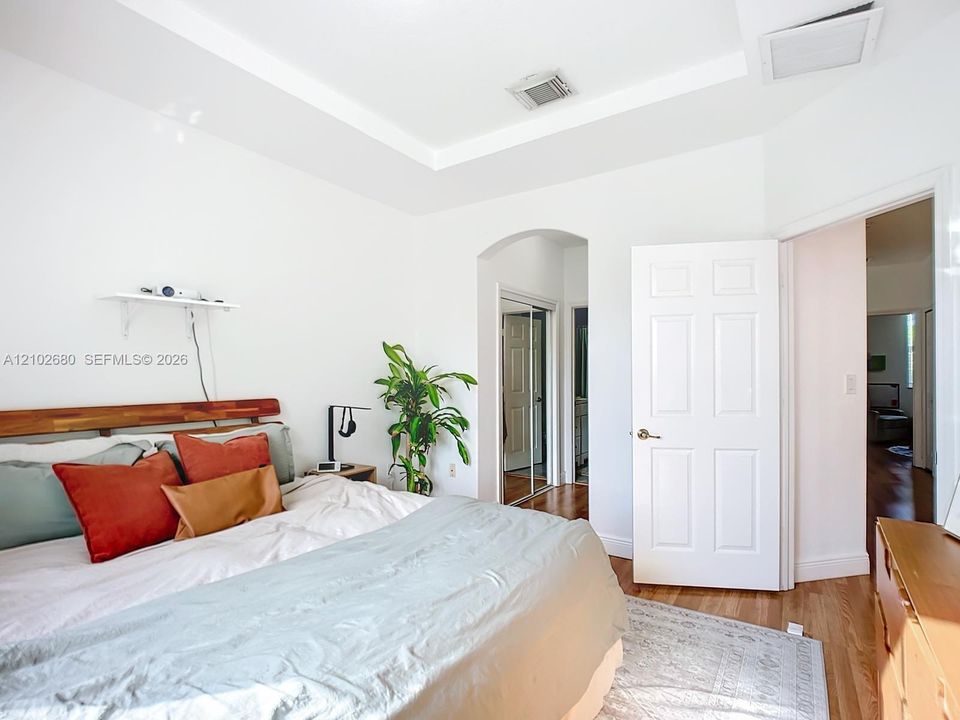 Master Bedroom (Prior to repaint)
