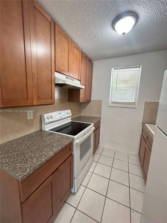 En Renta: $1,650 (1 camas, 1 baños, 9182 Pies cuadrados)
