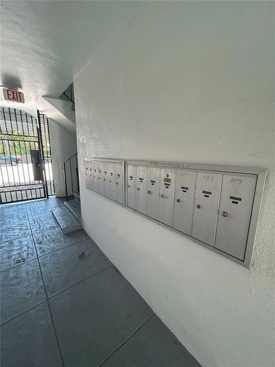 En Renta: $1,650 (1 camas, 1 baños, 9182 Pies cuadrados)