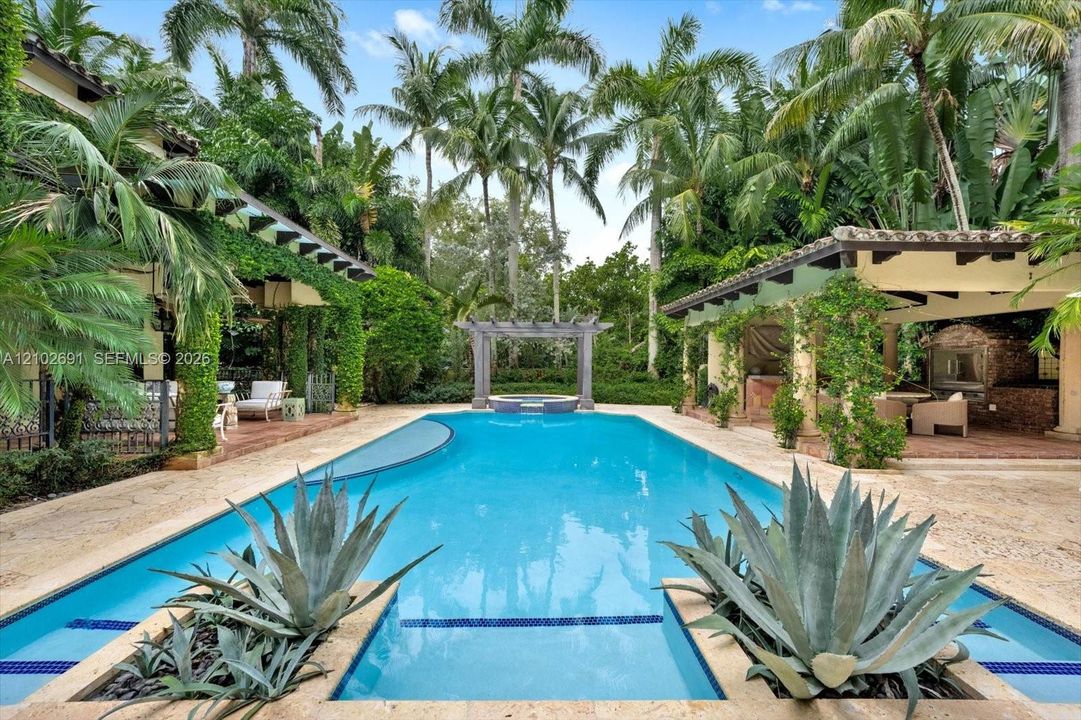 En Venta: $6,500,000 (6 camas, 5 baños, 7153 Pies cuadrados)