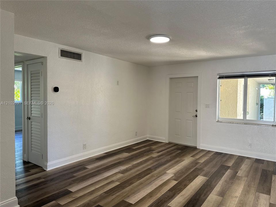 En Renta: $2,295 (2 camas, 1 baños, 0 Pies cuadrados)