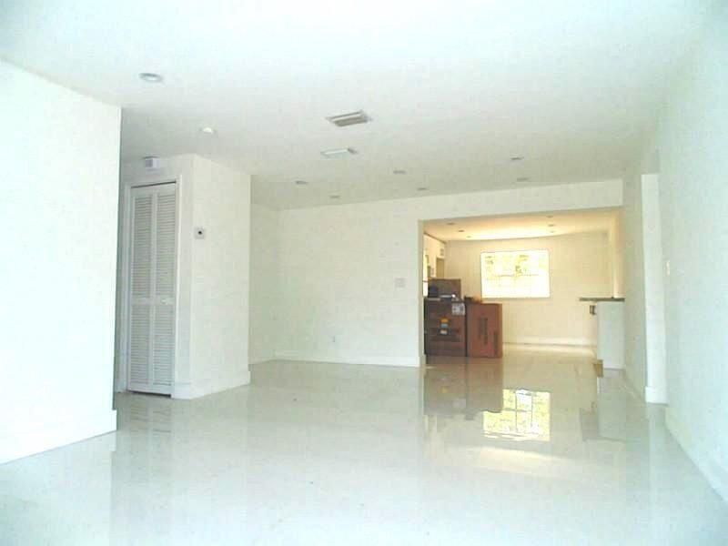 LIVING DINING AREA