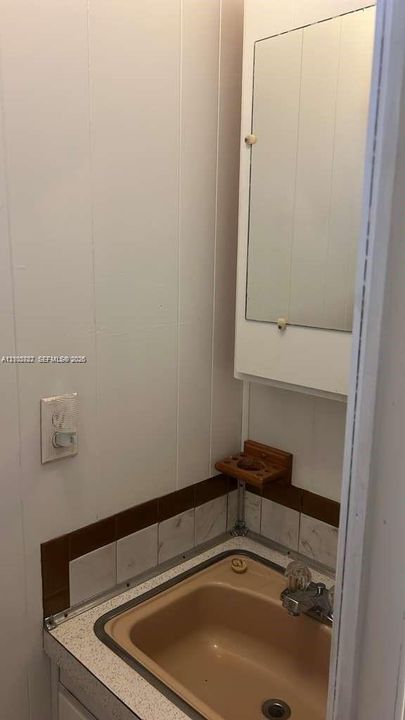 В аренду: $2,250 (2 спален, 1 ванн, 804 Квадратных фут)