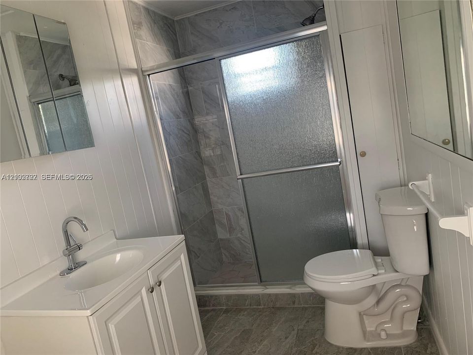 В аренду: $2,250 (2 спален, 1 ванн, 804 Квадратных фут)