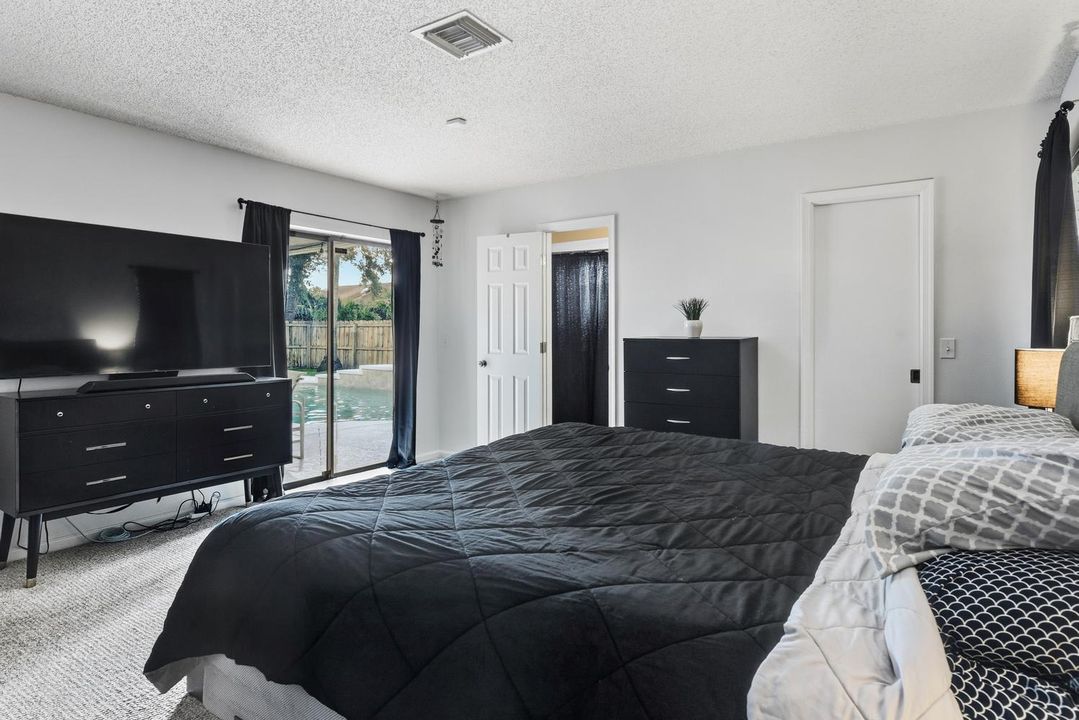 018-021-4852 Sugar Pine Dr-1499x1000