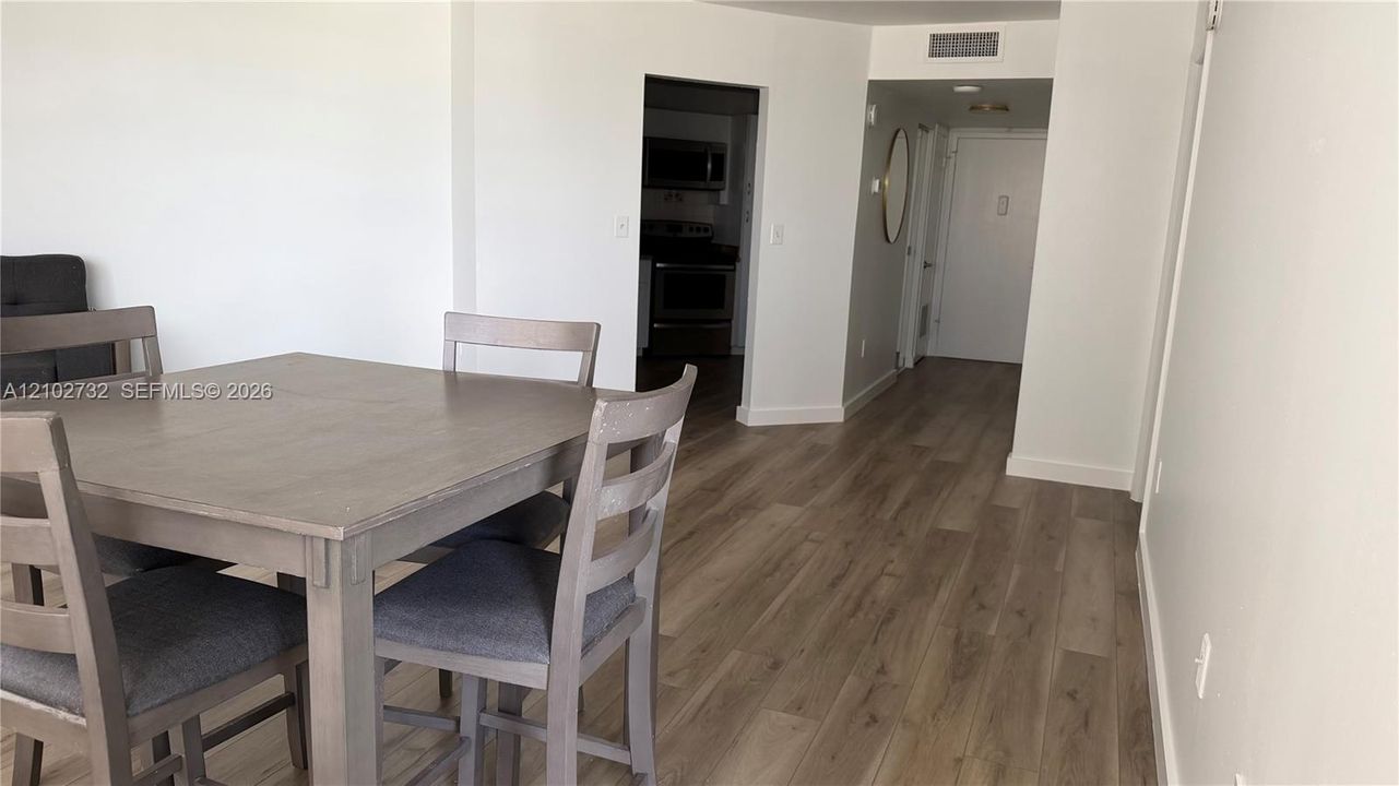 En Renta: $2,000 (1 camas, 1 baños, 870 Pies cuadrados)