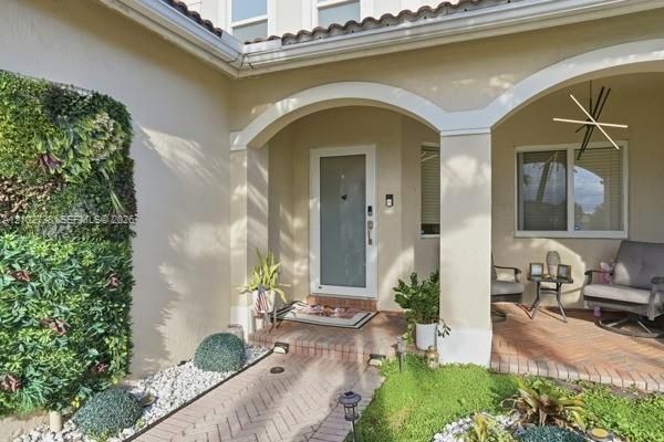 На продажу: $650,000 (4 спален, 2 ванн, 2307 Квадратных фут)