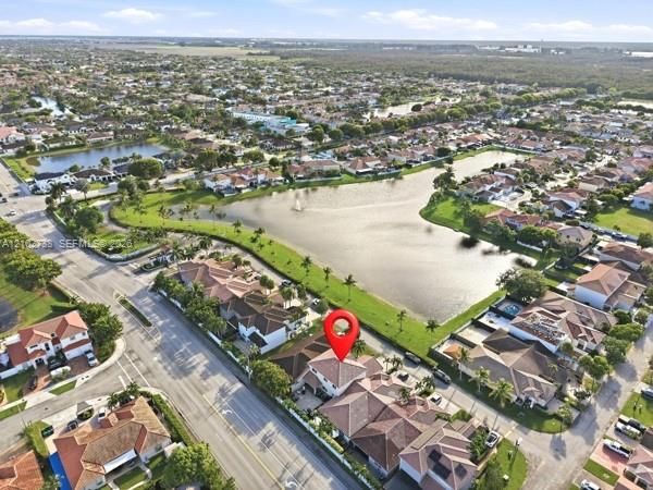 На продажу: $650,000 (4 спален, 2 ванн, 2307 Квадратных фут)